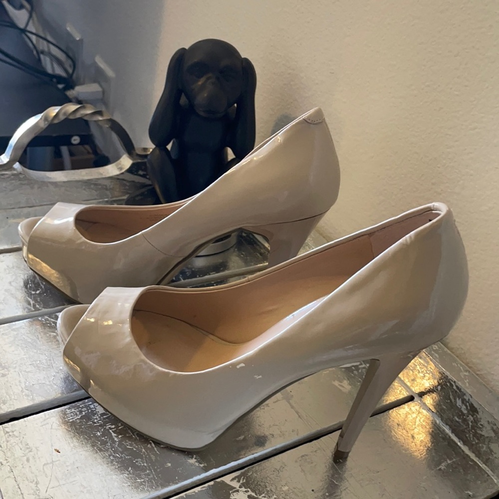 Guess 7M beige